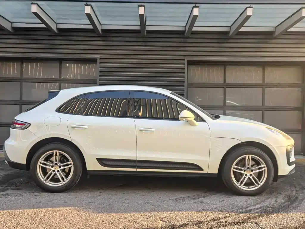 Porsche Macan — фото 10