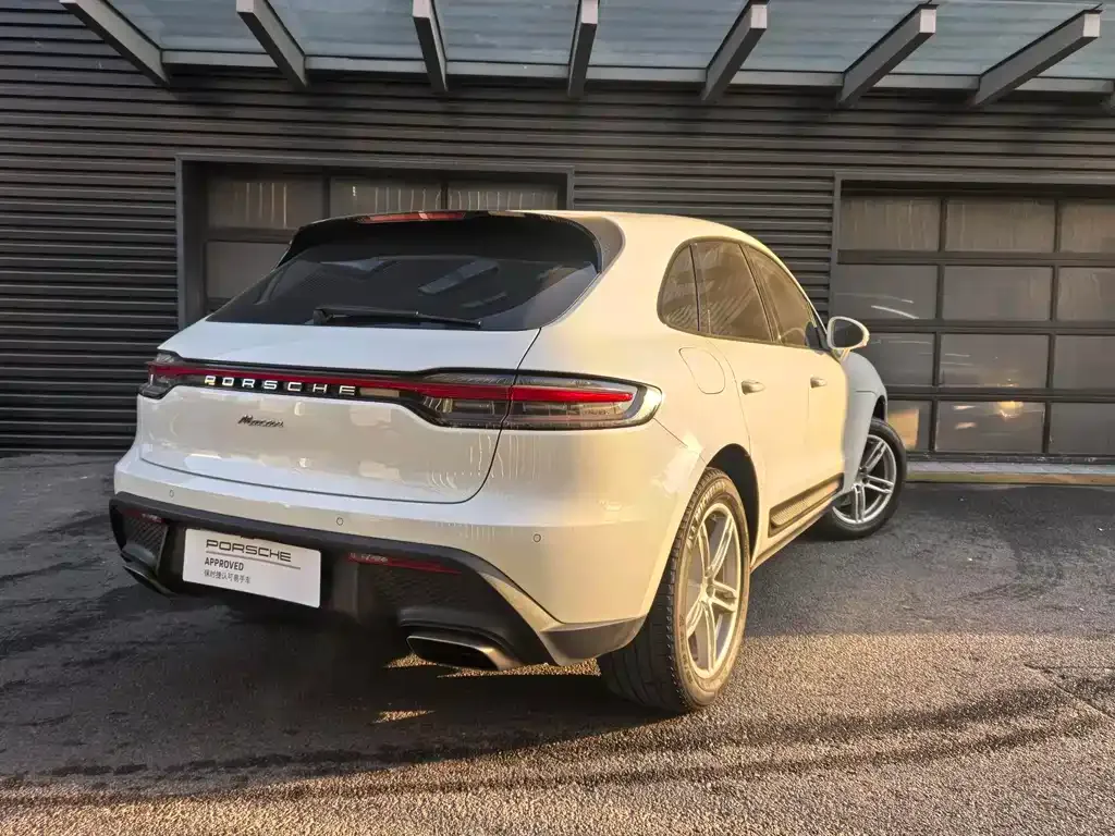 Porsche Macan — фото 7
