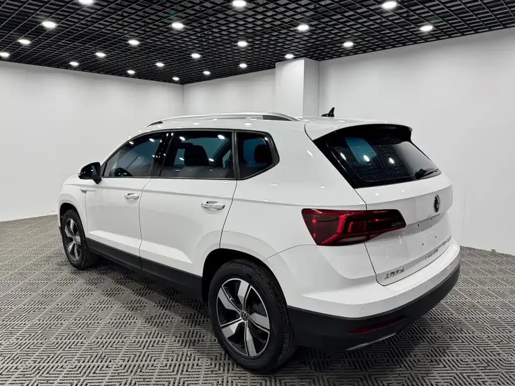 Volkswagen Tharu 2021 из CN, фото 6