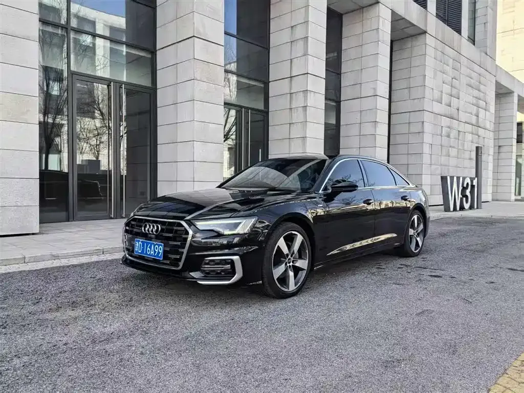 Audi A6L 2023 из CN, фото 1