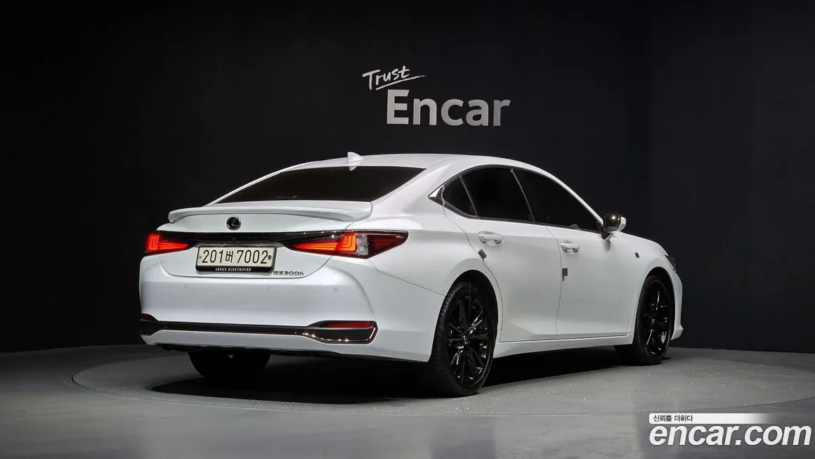 Lexus ES 2024 из KR, фото 8