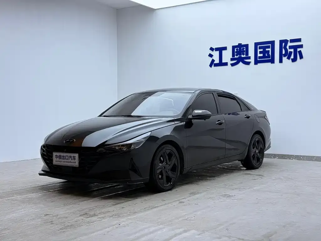 Hyundai Elantra 2022 из CN, фото 1