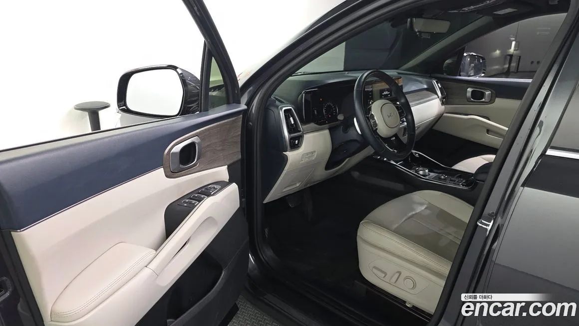 Kia Sorento — фото 5