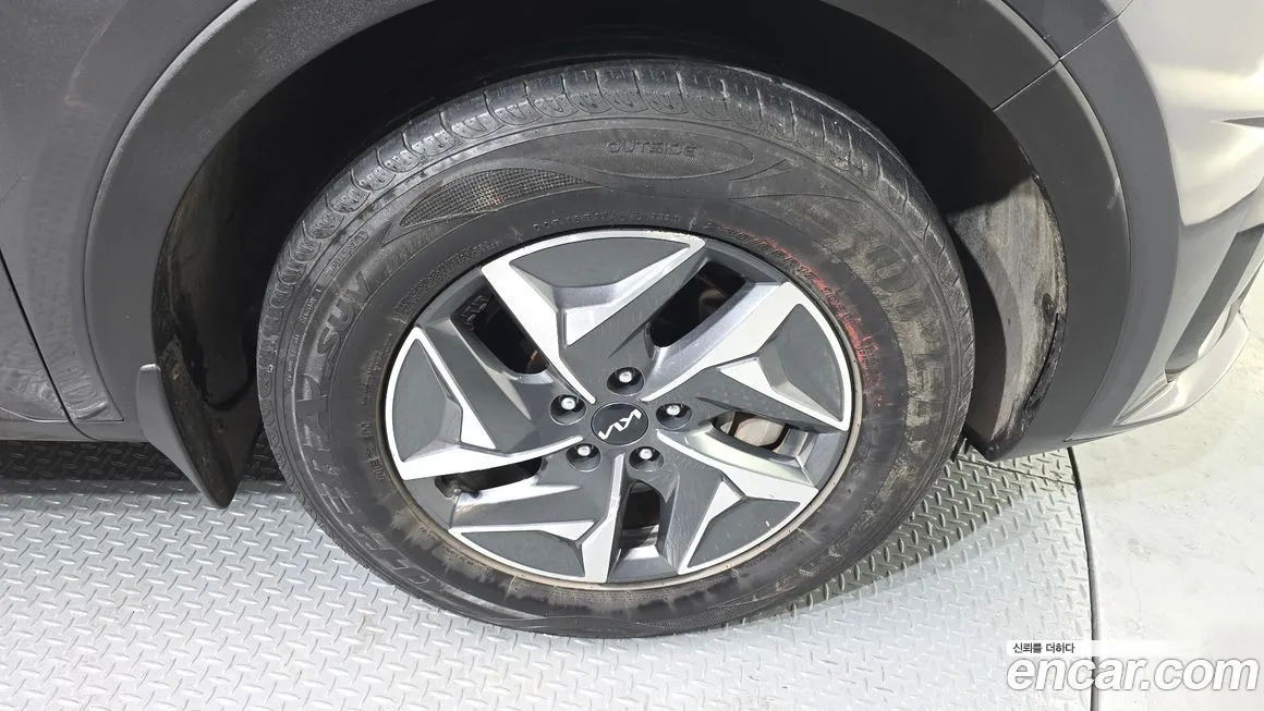 Kia Sorento — фото 9