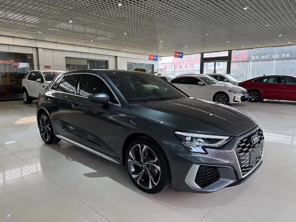 Audi A3 2021 из CN, фото 10