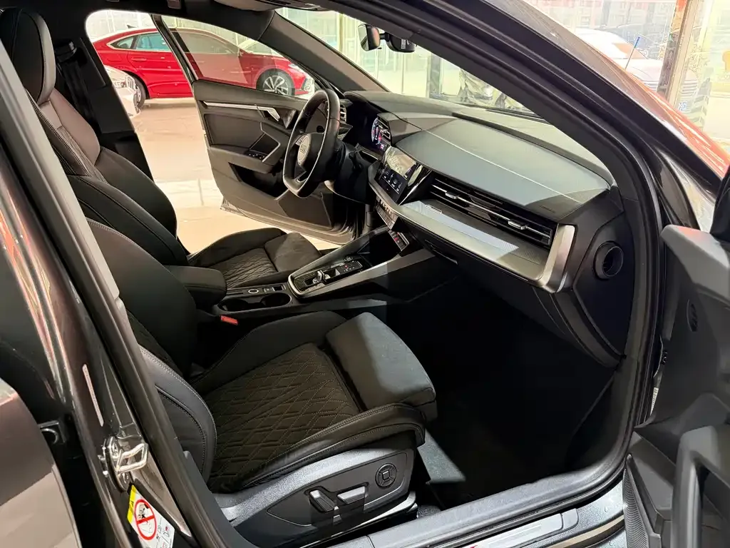 Audi A3 2021 из CN, фото 7