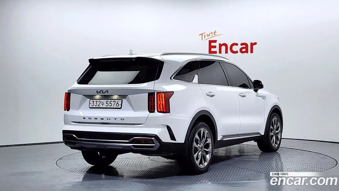 Kia Sorento — фото 4