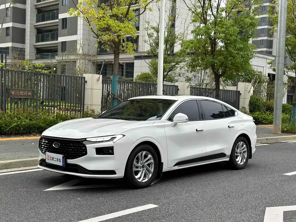 Ford Mondeo 2024 из CN, фото 1