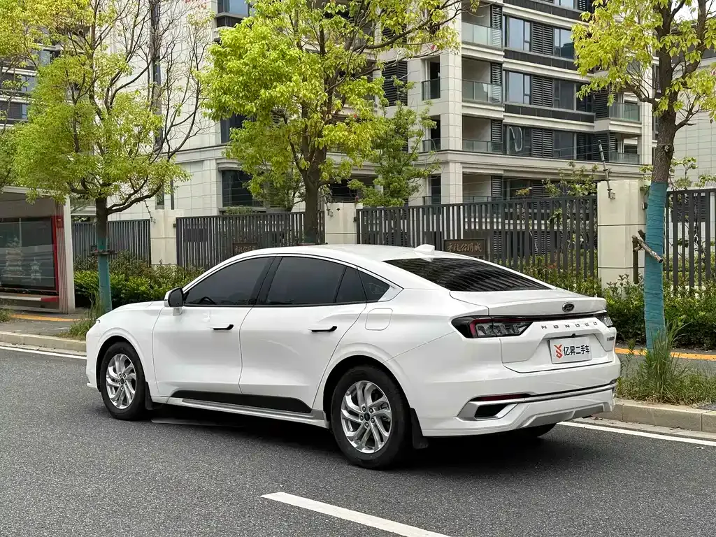 Ford Mondeo 2024 из CN, фото 8