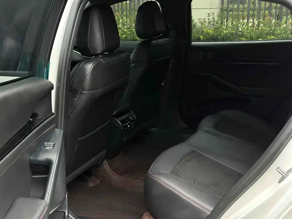 Ford Mondeo 2024 из CN, фото 2