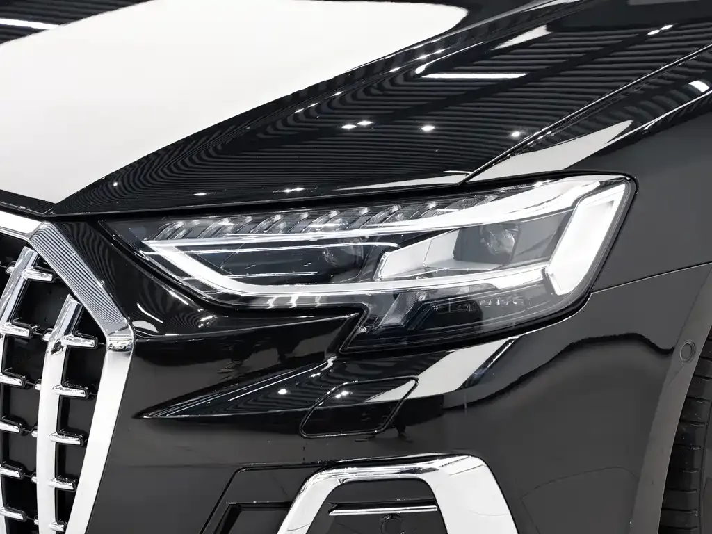 Audi A8 2024 из CN, фото 9