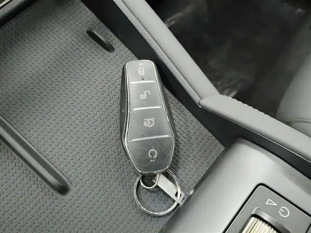 BYD Qin L 2025 из CN, фото 9