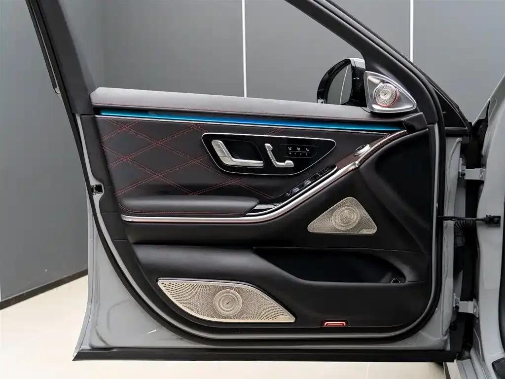 Mercedes-Benz S-Class AMG New Energy 2024 из CN, фото 10