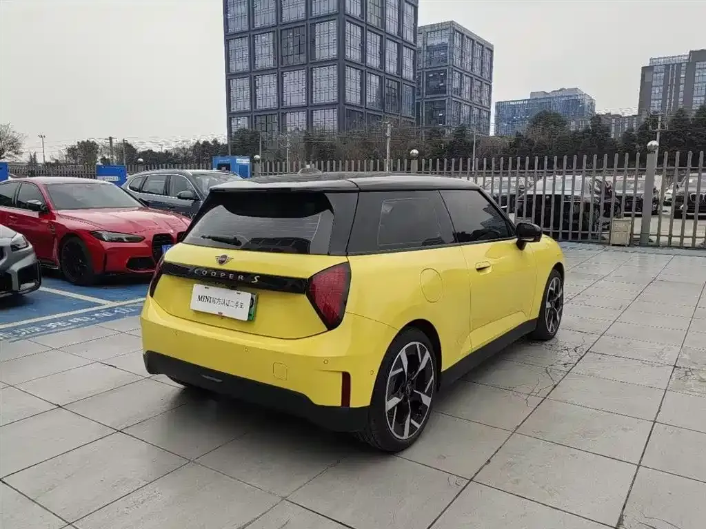 MINI Cooper EV 2024 из CN, фото 7