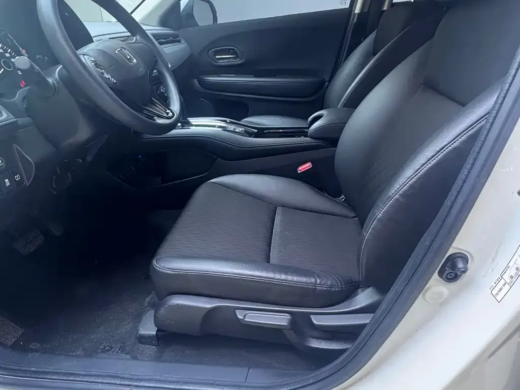 Honda Vezel 2021 из CN, фото 4