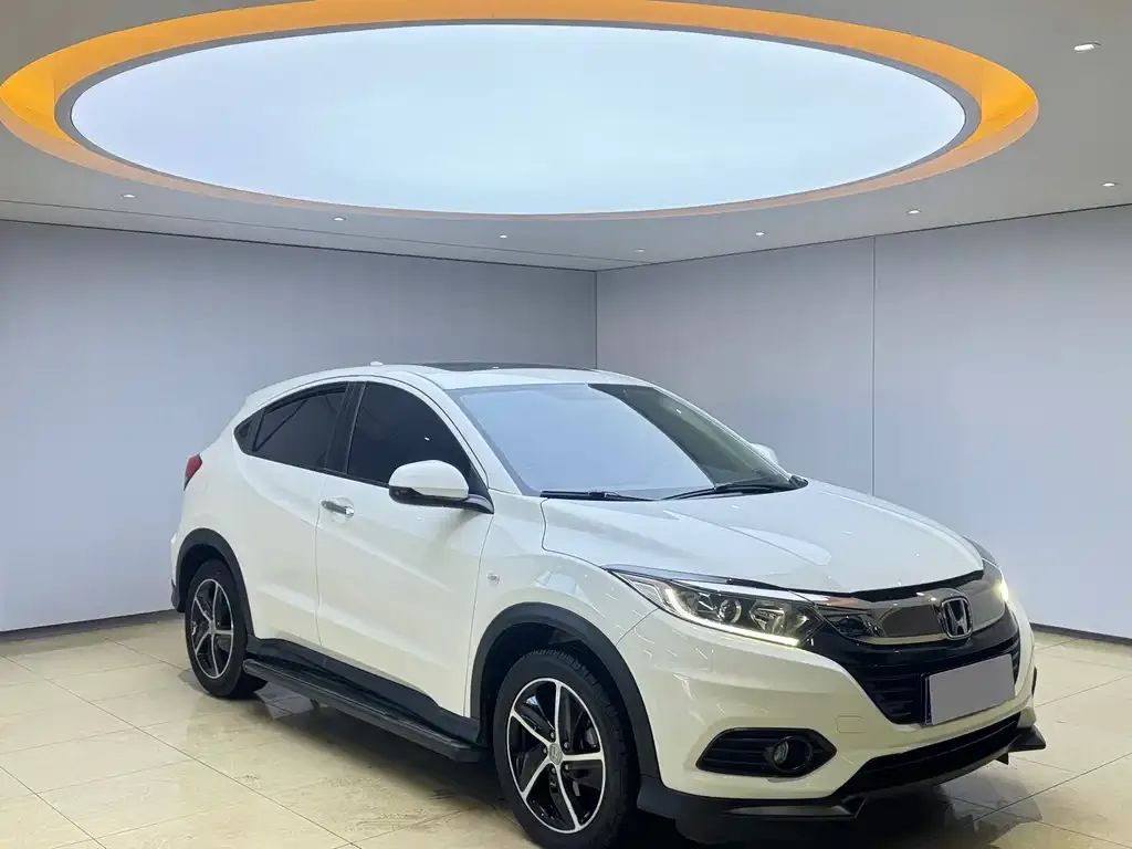 Honda Vezel 2021 из CN, фото 10