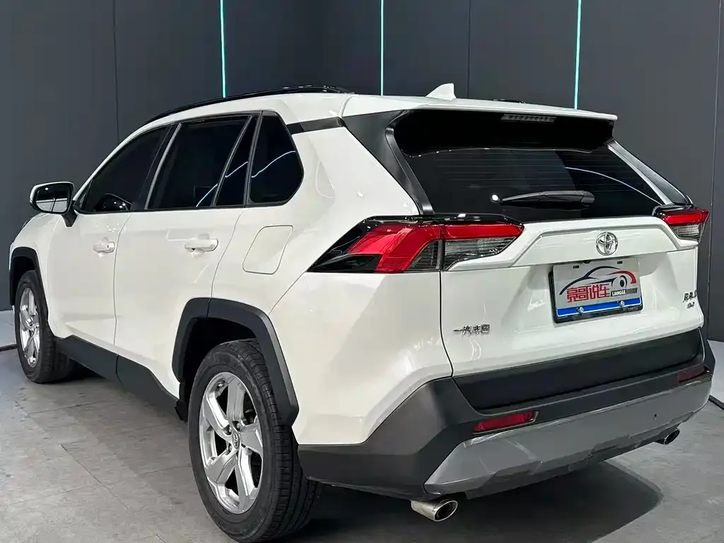 Toyota RAV4 2021 из CN, фото 6