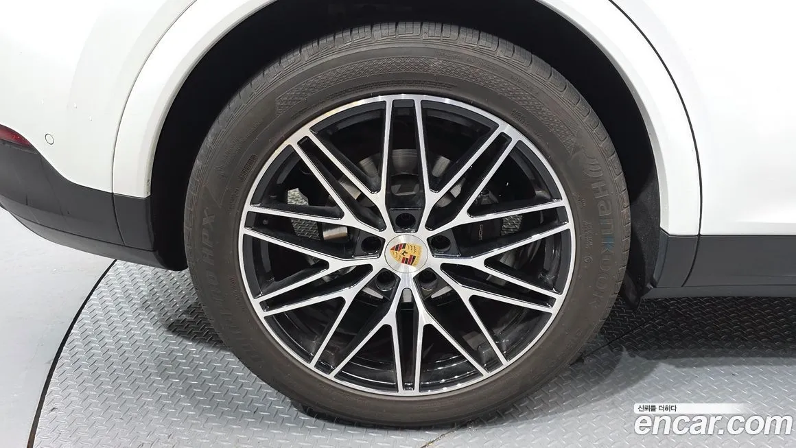 Porsche Cayenne 2024 из KR, фото 9