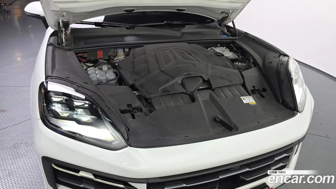 Porsche Cayenne 2024 из KR, фото 10