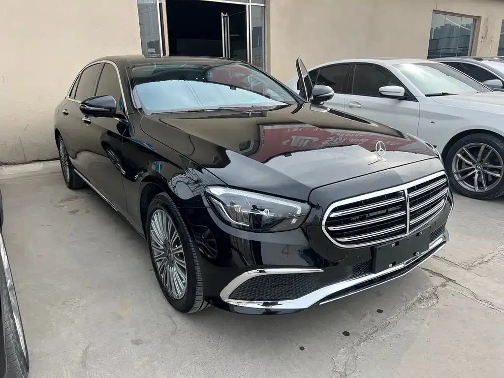 Mercedes-Benz E-Class 2023 из CN, фото 1