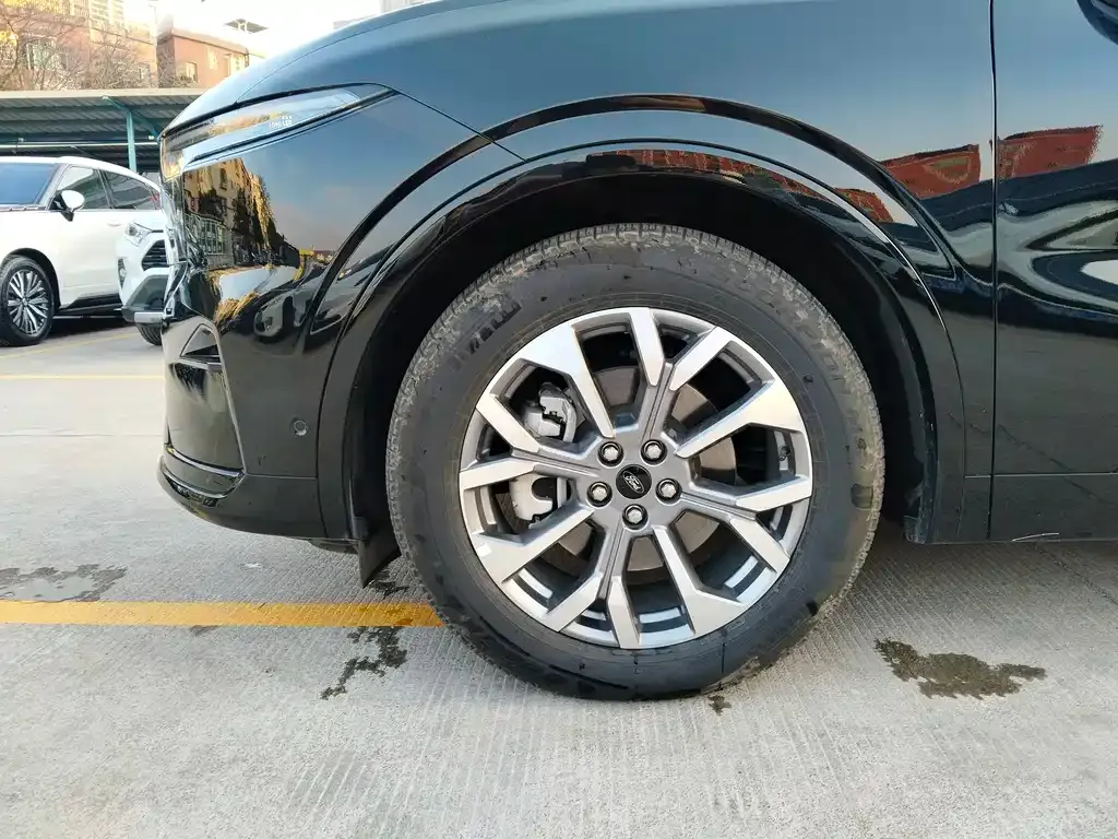Ford Edge 2024 из CN, фото 4
