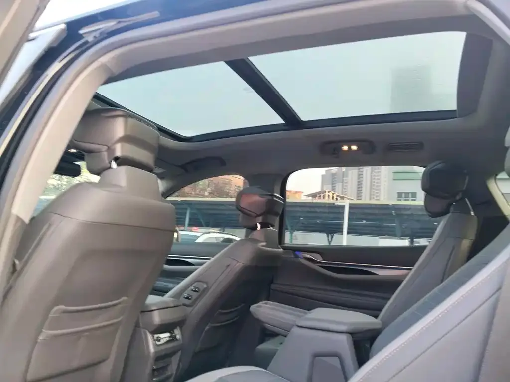 Ford Edge 2024 из CN, фото 2