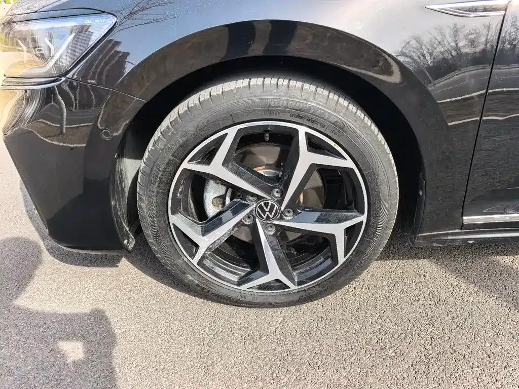 Volkswagen Passat 2024 из CN, фото 9
