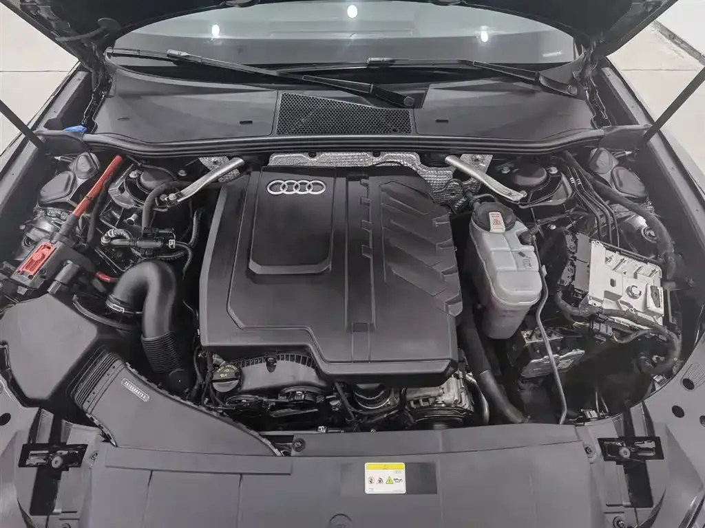 Audi A6L 2023 из CN, фото 8