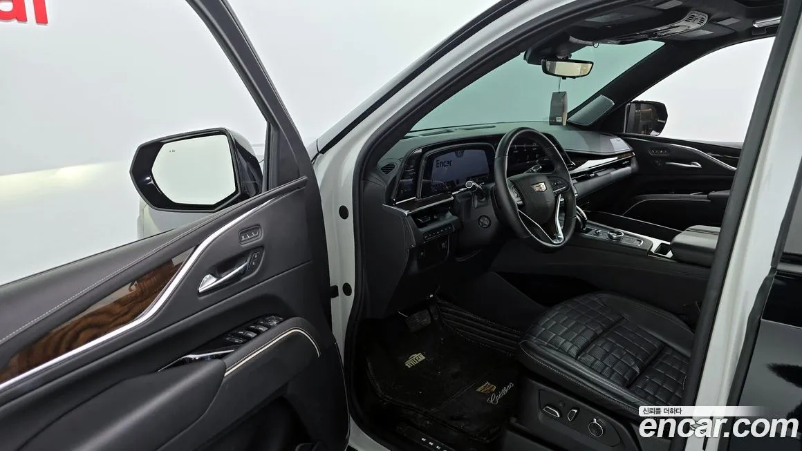 Cadillac Escalade 2022 из KR, фото 9