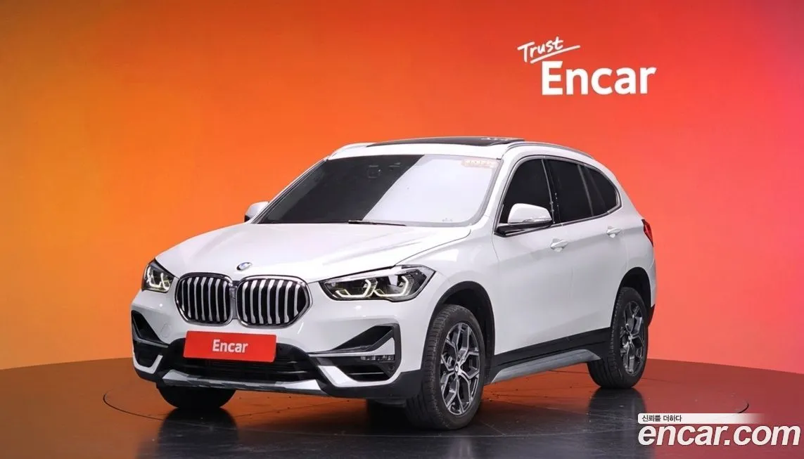 BMW X1 — фото 1