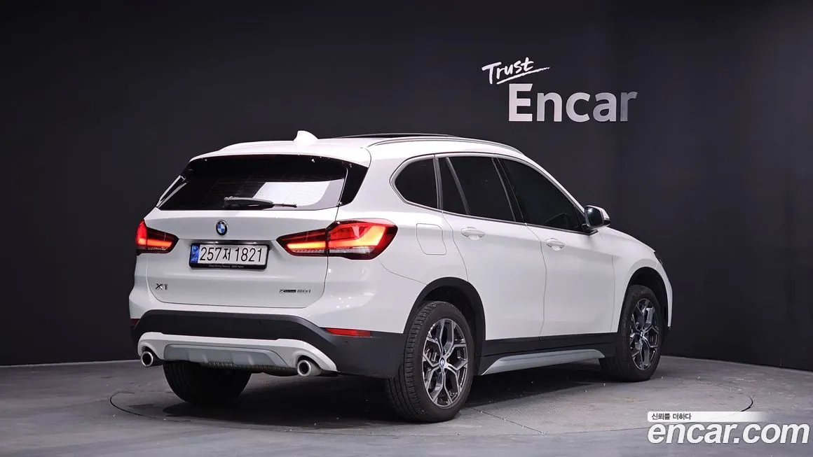 BMW X1 — фото 2