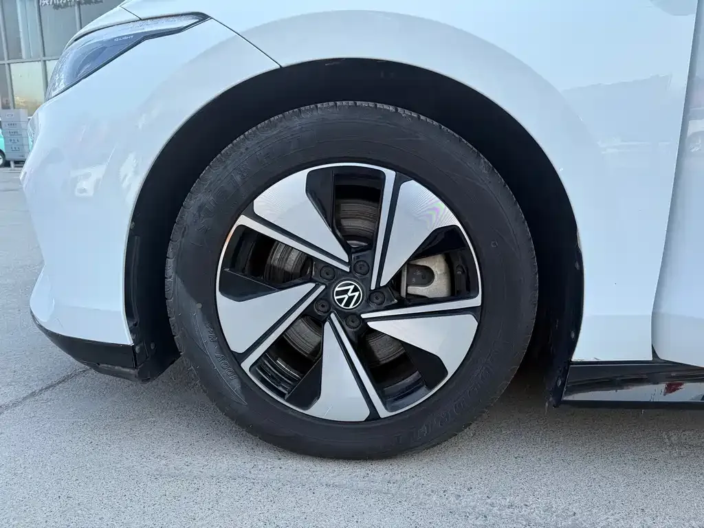 Volkswagen ID.7 VIZZION 2024 из CN, фото 8