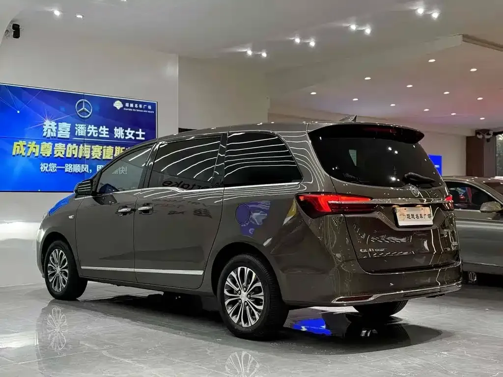 Buick GL8 2022 из CN, фото 7