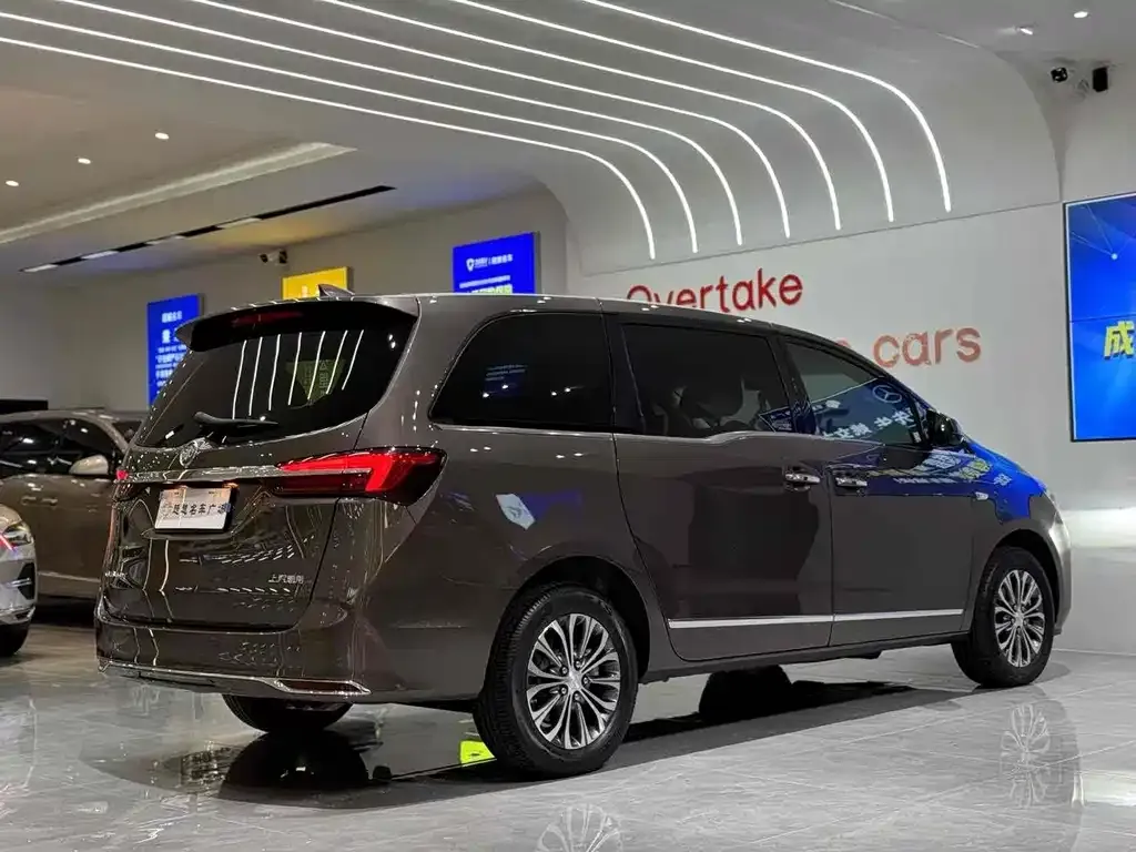 Buick GL8 2022 из CN, фото 3