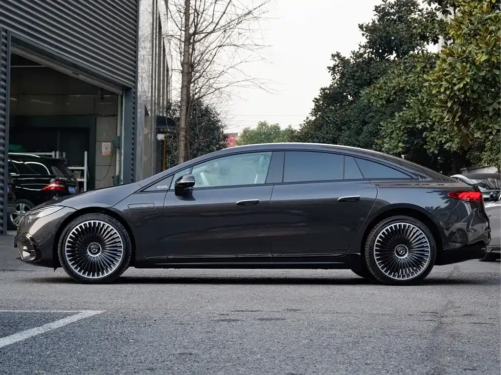 Mercedes-Benz EQS AMG 2024 из CN, фото 8