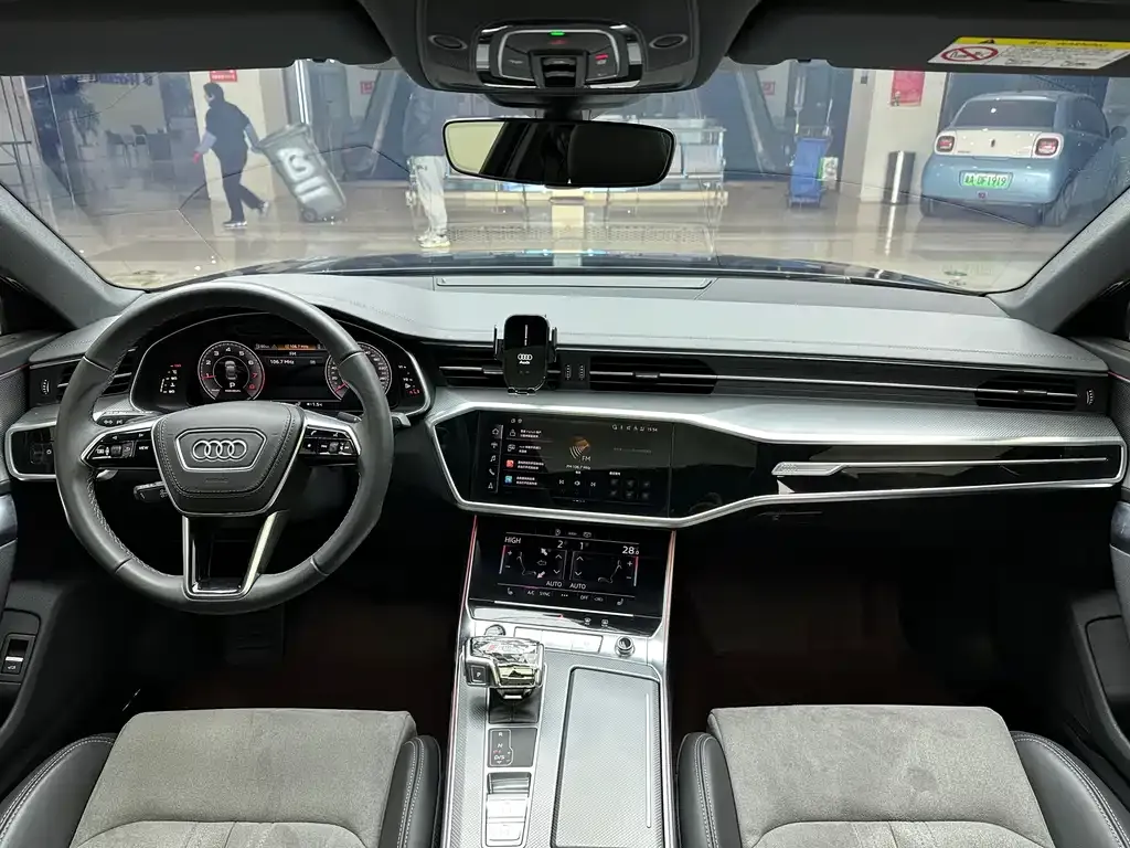 Audi A6L 2024 из CN, фото 3