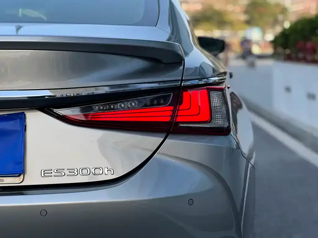 Lexus ES 2022 из CN, фото 9