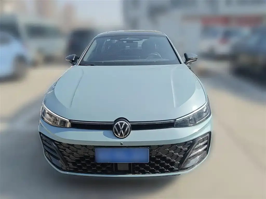 Volkswagen Passat 2025 из CN, фото 2