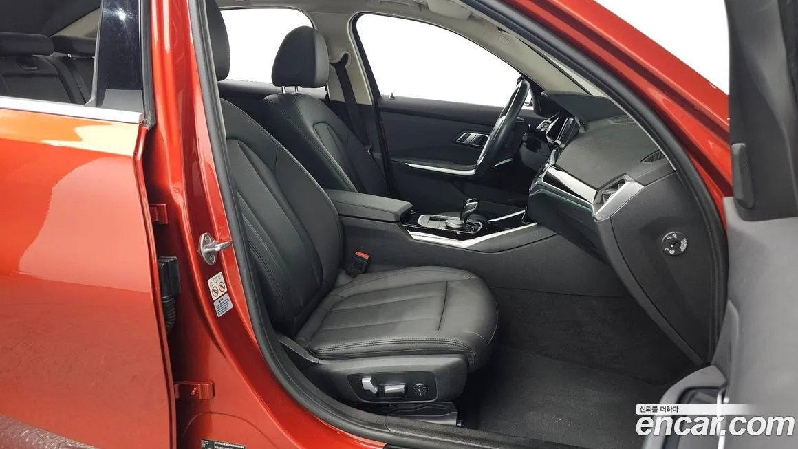 BMW 3-Series 2021 из KR, фото 8