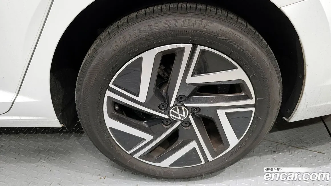 Volkswagen Jetta 2024 из KR, фото 8
