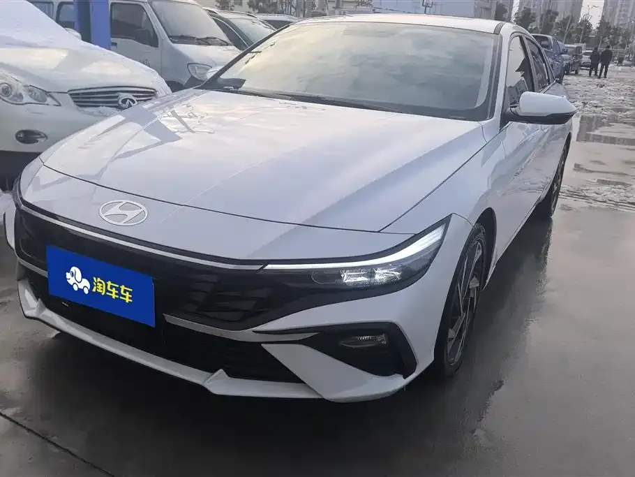 Hyundai Elantra 2025 из CN, фото 1