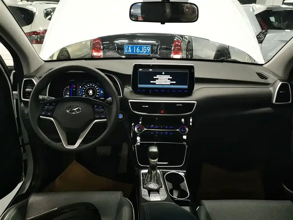Hyundai Tucson — фото 7