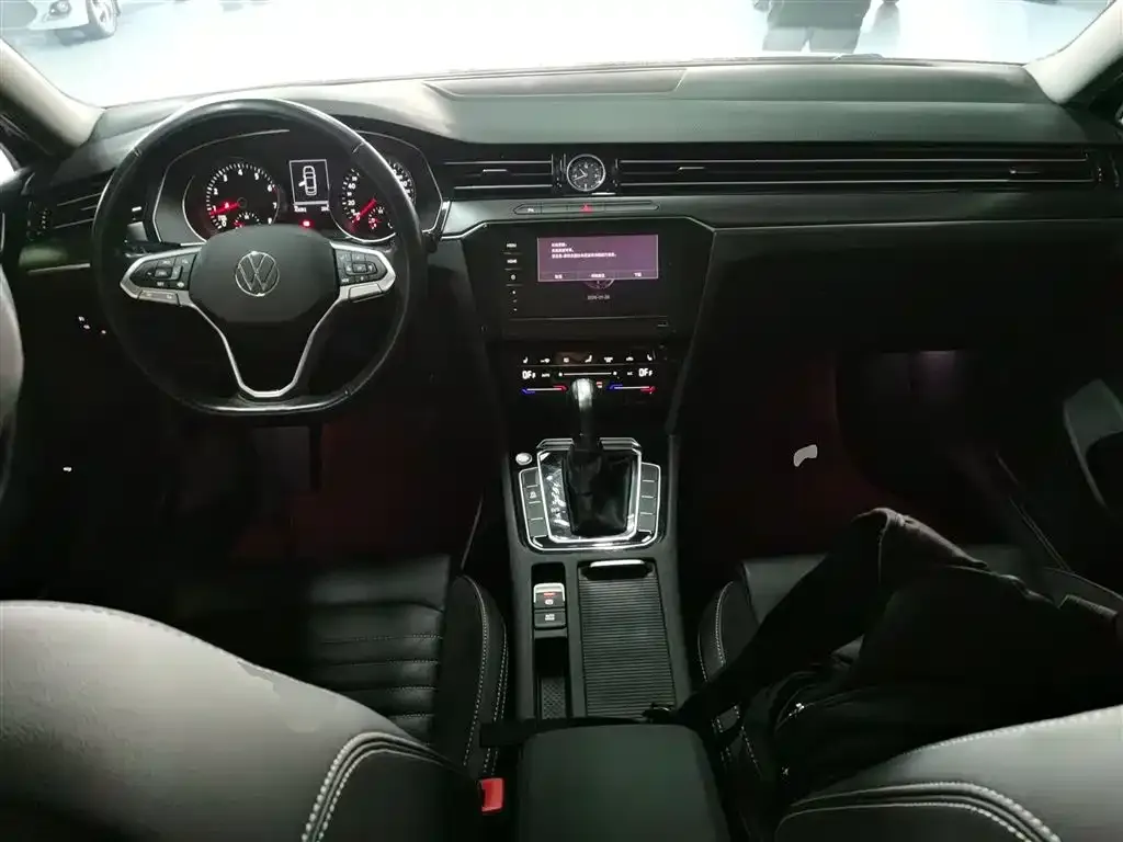Volkswagen Magotan 2023 из CN, фото 10