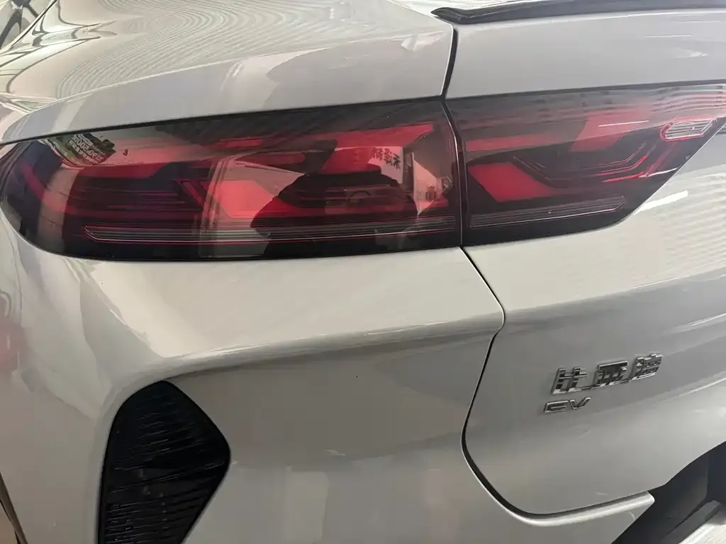 BYD L EV 2024 из CN, фото 9