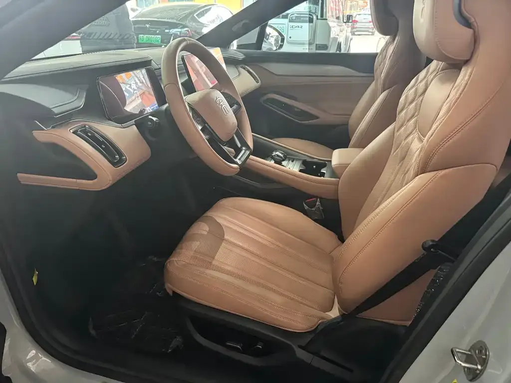 BYD L EV 2024 из CN, фото 6