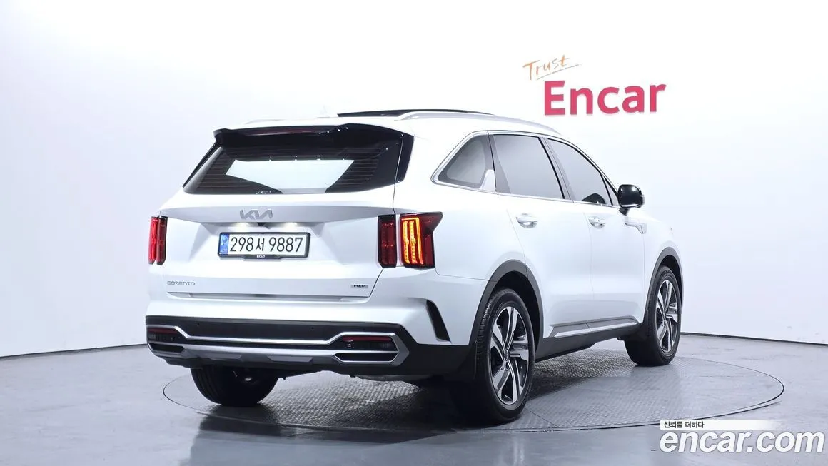 Kia Sorento 2023 из KR, фото 2