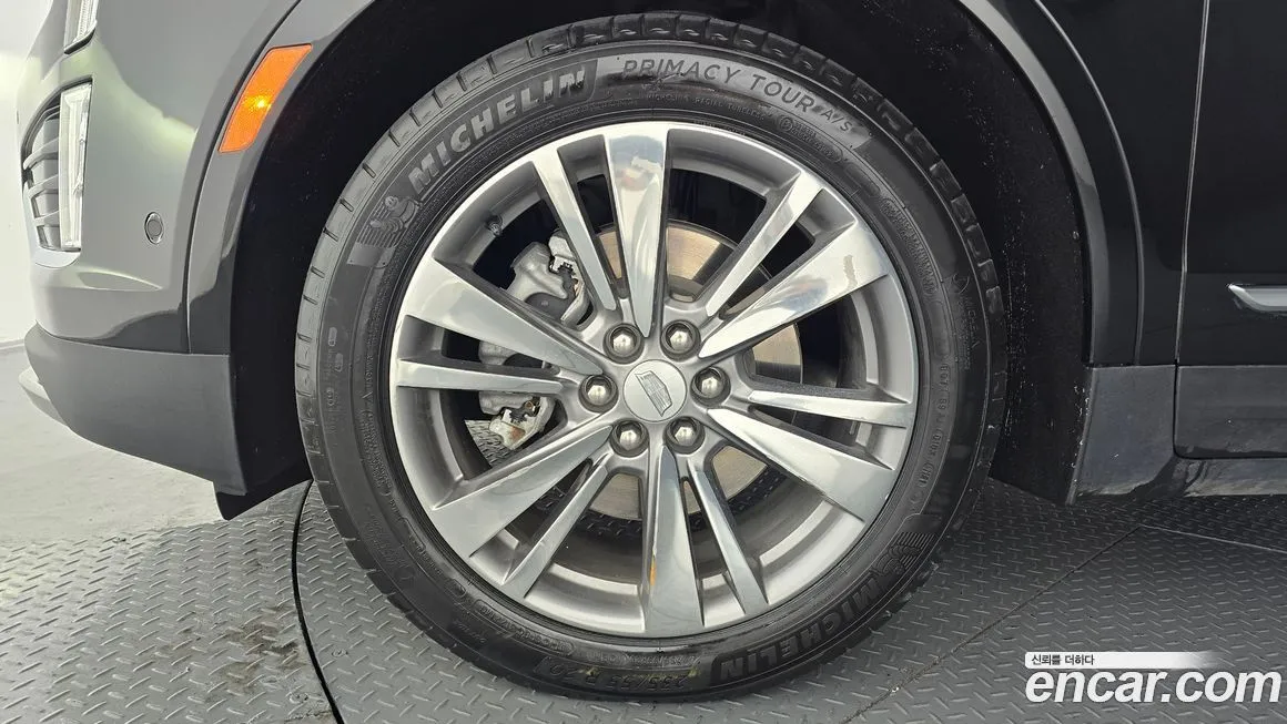 Cadillac XT5 2022 из KR, фото 8