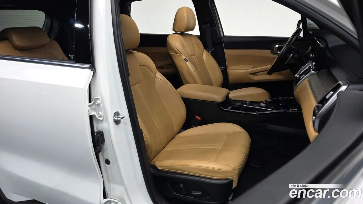 Kia Sorento — фото 6
