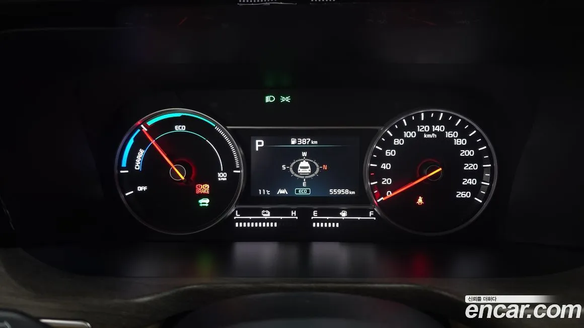 Kia Sorento — фото 3