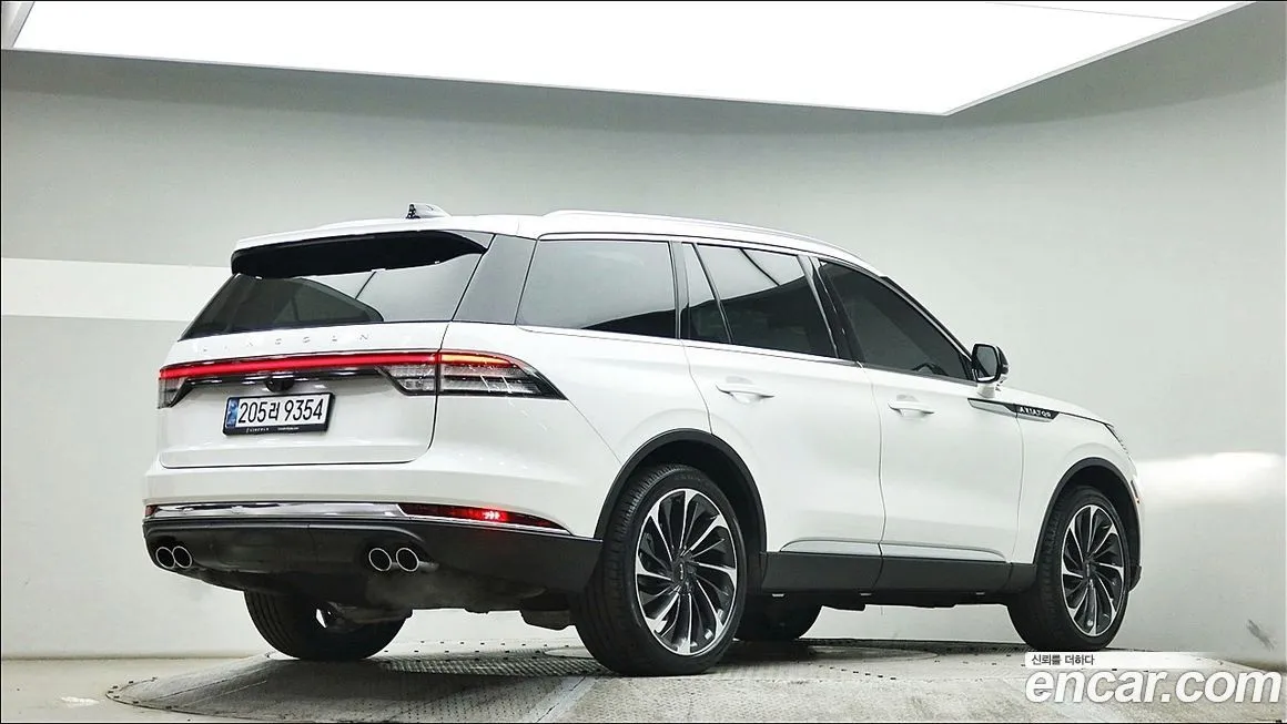 Lincoln Aviator 2025 из KR, фото 2